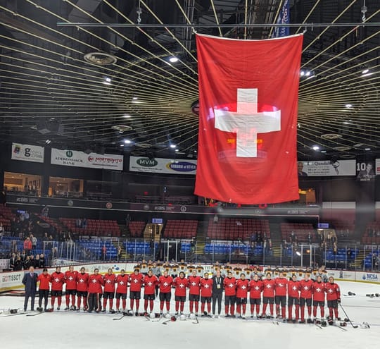 Swiss Women's Hockey Is Between Skepticism and Optimism