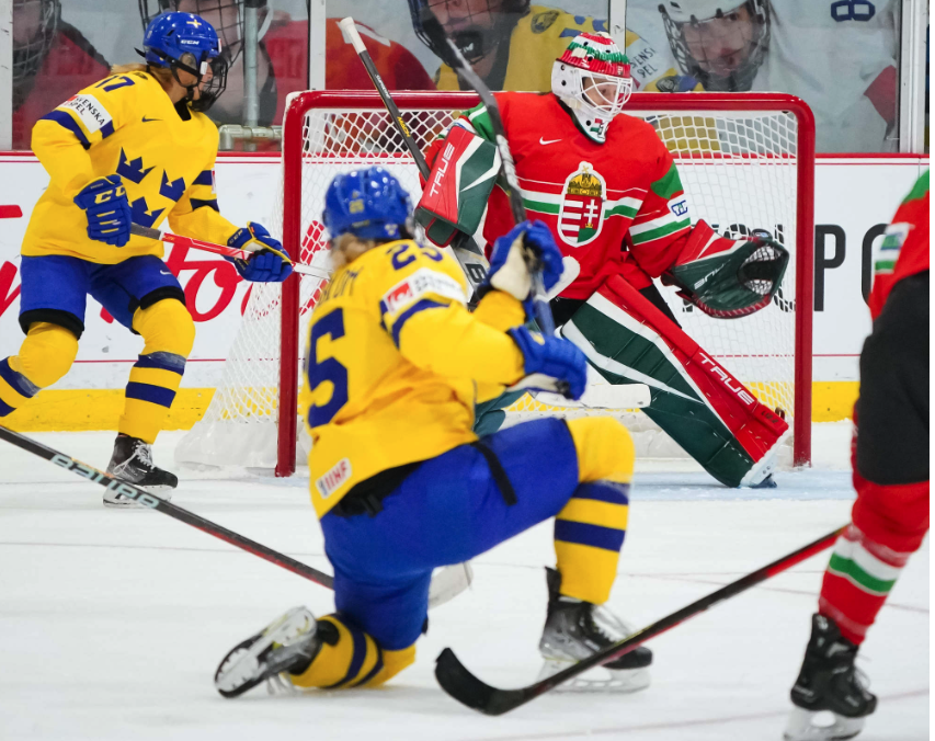 IIHF - Gallery: Canada vs United States - 2023 IIHF Women's World