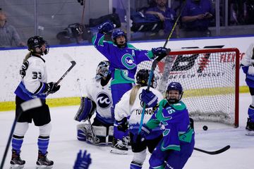 PHF Playoffs: Semifinal Recap & Isobel Cup Preview